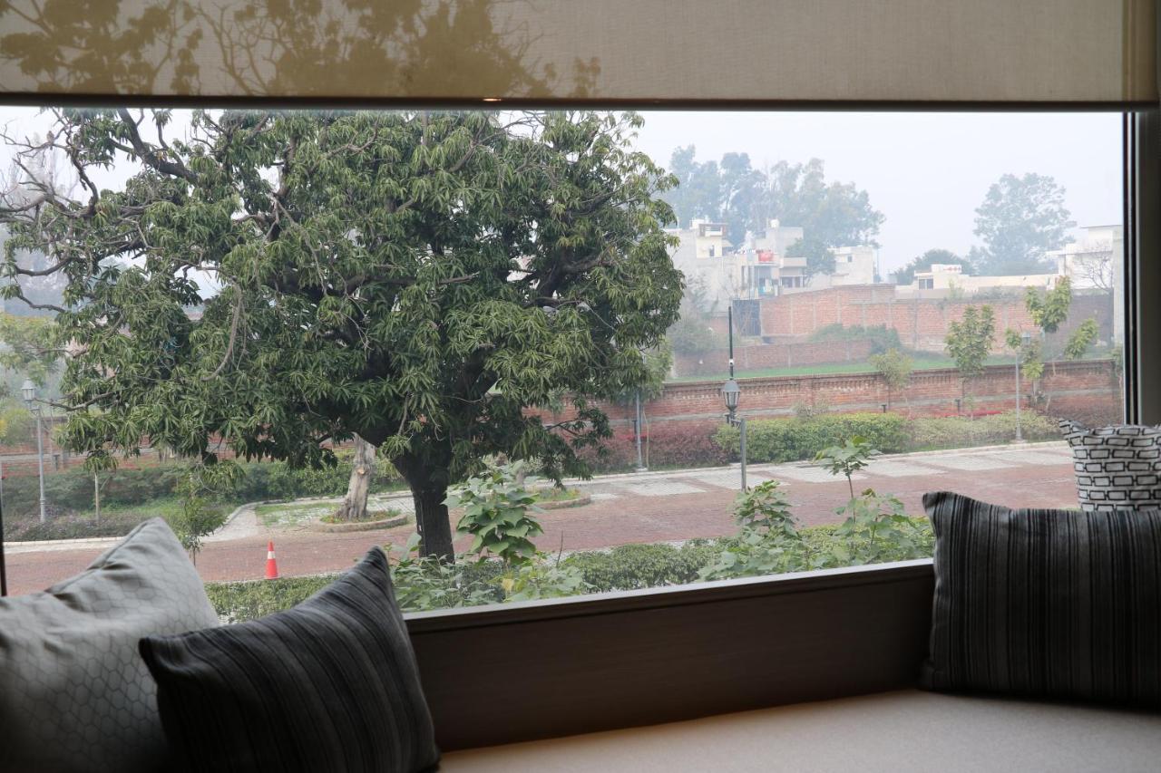 Welcomhotel By Itc Hotels, Raja Sansi, Amritsar Exterior photo